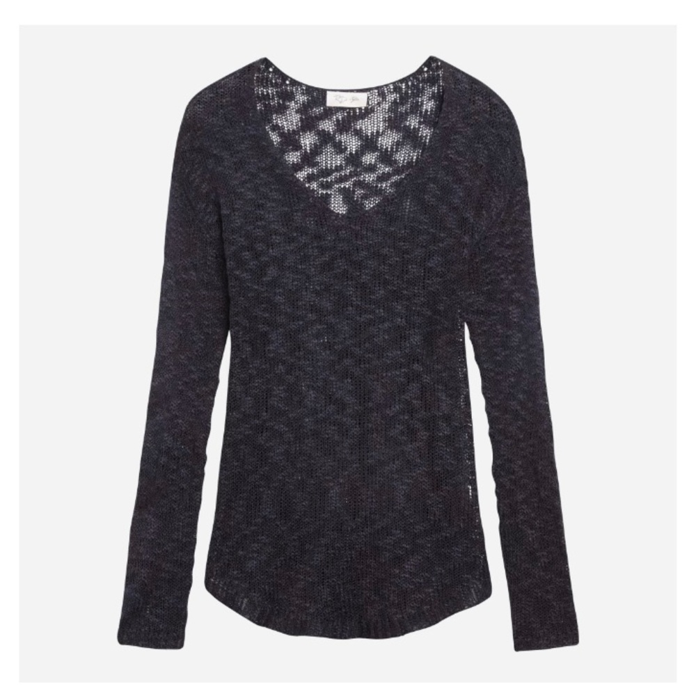 Navy 3/4 sleeve sweater